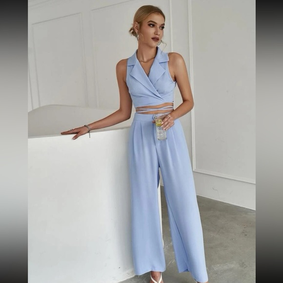 Shein  top  crop and cross wrap - Picture 1 of 7